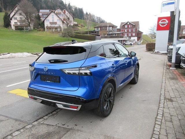 Gebraucht Nissan Qashqai Tekna 158 PS (116 kW) 2024 Schwarz SUV