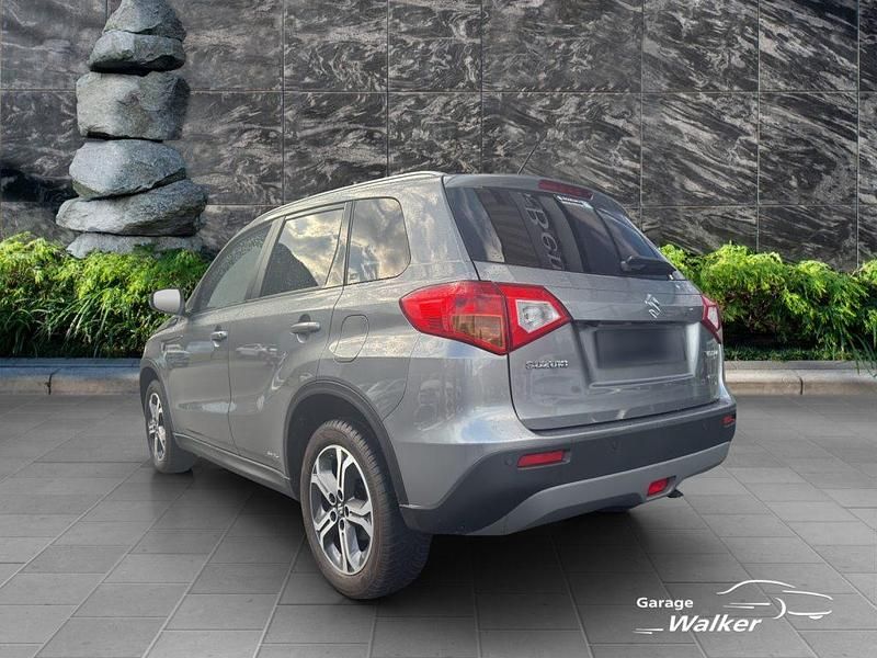 Gebraucht Suzuki Vitara 120 PS (88 kW) 2015 SUV