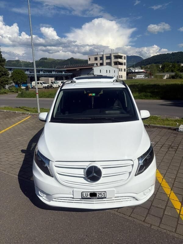 Gebraucht 2023 Mercedes Vito Van / Kleinbus | CHF 43’000 (Guter Preis) - Bild 1/4