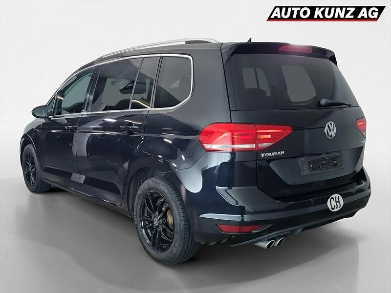 Gebraucht VW Touran Highline 190 PS (139 kW) 2017 Van / Kleinbus
