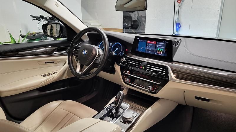 Gebraucht BMW 530e iPerformance 251 PS (184 kW) 2017