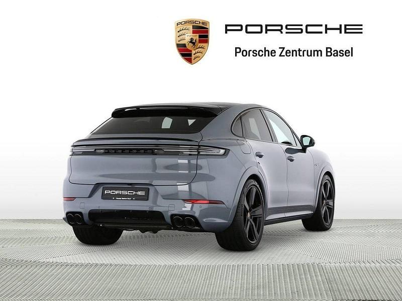 Gebraucht Porsche Cayenne 470 PS (345 kW) 2024 SUV