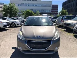 Gebraucht 2013 Peugeot 208 Access Kleinwagen | CHF 4’490 (Superpreis)