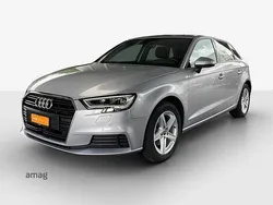 Florettsilber metallic Gebraucht 2019 Audi A3 Sportback Design Limousine | CHF 21’400 (Fairer Preis)