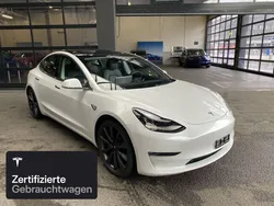 Gebraucht 2020 Tesla Model 3 Performance Limousine | CHF 23’400 (Guter Preis)