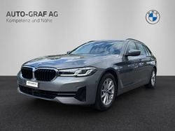 Grau Gebraucht 2023 BMW 520 Comfort Edition Kombi | CHF 42’900 (Fairer Preis)