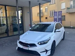 Weiss Gebraucht 2022 Kia Ceed Limousine | CHF 19’990 (Superpreis)