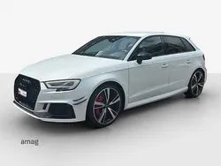 Gletscherweiss metallic Gebraucht 2018 Audi RS3 Sportback Design Kleinwagen | CHF 41’500 (Guter Preis)