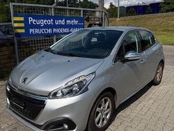 Gebraucht 2017 Peugeot 208 Allure Kleinwagen | CHF 7’900 (Teuer)