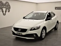 Weiss Gebraucht 2014 Volvo V40 CC Kinetic Kombi | CHF 15’900