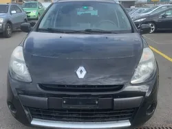 Gebraucht 2010 Renault Clio II Dynamique | CHF 1’000 (Superpreis)
