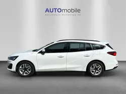 Gebraucht 2022 Ford Focus Cool & Connect Kombi | CHF 15’900 (Superpreis)