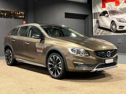 Gebraucht 2017 Volvo V60 CC Kombi | CHF 19’500 (Fairer Preis)