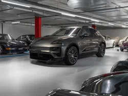 Neu 2025 Porsche Macan Turbo SUV | CHF 131’900 (Guter Preis)