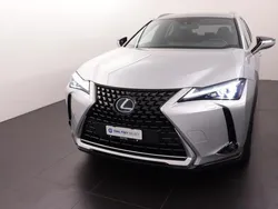 Silber Gebraucht 2021 Lexus UX 300e SUV | CHF 29’960 (Fairer Preis)