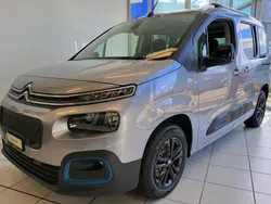 Grau Gebraucht 2022 Citroën e-Berlingo Shine Van / Kleinbus | CHF 28’780 (Superpreis)