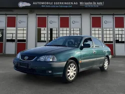 Gebraucht 2001 Toyota Avensis Sol Kleinwagen | CHF 1’250 (Guter Preis)