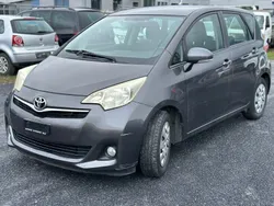 Gebraucht 2011 Toyota Verso-S Sol Van / Kleinbus | CHF 3’900 (Guter Preis)
