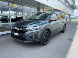 Grün Gebraucht 2024 Dacia Jogger Extreme Van / Kleinbus | CHF 26’900 (Guter Preis)