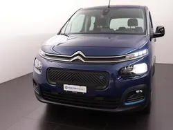 Blau Gebraucht 2023 Citroën e-Berlingo Feel Van / Kleinbus | CHF 27’570 (Guter Preis)