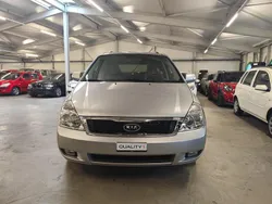 Gebraucht 2012 Kia Carnival Van / Kleinbus | CHF 8’900 (Teuer)