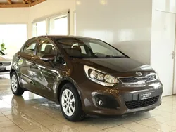 Gebraucht 2015 Kia Rio | CHF 8’800 (Teuer)