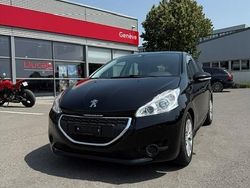 Gebraucht 2014 Peugeot 208 Style Kleinwagen | CHF 6’900 (Fairer Preis)
