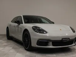 Grau Gebraucht 2018 Porsche Panamera Sport Turismo Limousine | CHF 66’900