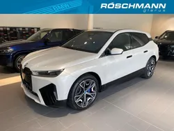 Weiss Gebraucht 2023 BMW iX Sport Line SUV | CHF 69’900 (Fairer Preis)