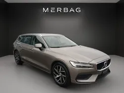Gebraucht 2020 Volvo V60 Momentum Kombi | CHF 28’500 (Superpreis)