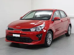 Rot Gebraucht 2024 Kia Rio Limousine | CHF 19’200 (Guter Preis)