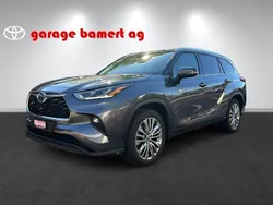 Grau Gebraucht 2021 Toyota Highlander Premium SUV | CHF 49’990 (Etwas zu teuer)