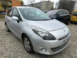 Gebraucht 2011 Renault Grand Scénic III Expression Van / Kleinbus | CHF 1’900 (Teuer)