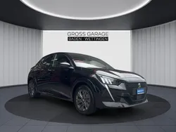 Schwarz Gebraucht 2021 Peugeot e-208 GT Kleinwagen | CHF 22’900 (Fairer Preis)