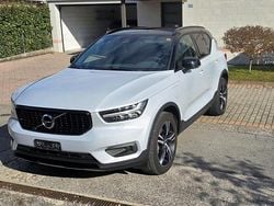 Gebraucht 2022 Volvo XC40 R-Design SUV | CHF 29’900 (Superpreis)