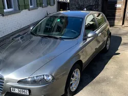 Gebraucht 2005 Alfa Romeo 147 Progression Kleinwagen | CHF 2’900 (Fairer Preis)