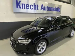 Schwarz Gebraucht 2018 Audi A3 Sportback Comfort Limousine | CHF 14’850 (Superpreis)