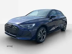 Navarrablau metallic Gebraucht 2025 Audi A3 Sportback Attraction Limousine | CHF 35’980 (Fairer Preis)