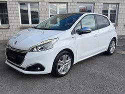 Gebraucht 2017 Peugeot 208 Style Kleinwagen | CHF 7’500 (Teuer)