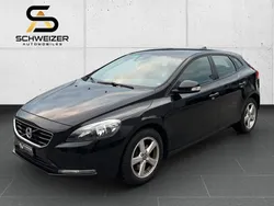 Gebraucht 2016 Volvo V40 Momentum Kombi | CHF 9’500 (Superpreis)
