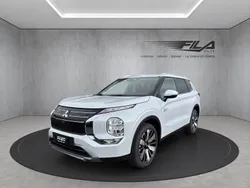 Neu 2025 Mitsubishi Outlander P-HEV Intense SUV | CHF 59’480 (Fairer Preis)