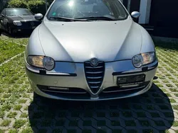 Gebraucht 2002 Alfa Romeo 147 Distinctive Kleinwagen | CHF 990