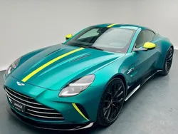 Grün Neu 2025 Aston Martin V8 Vantage Coupé | CHF 245’740 (Guter Preis)