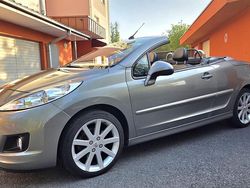 Gebraucht 2012 Peugeot 207 CC Roland Garros Cabrio | CHF 8’900