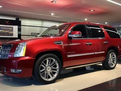 Rot Gebraucht 2013 Cadillac Escalade SUV | CHF 34’900 (Teuer)