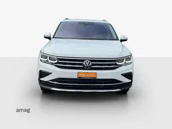 Pure white uni Gebraucht 2022 VW Tiguan Elegance SUV | CHF 30’900 (Superpreis)