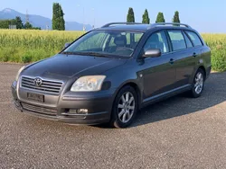 Gebraucht 2006 Toyota Avensis Sol Kombi | CHF 1’000 (Guter Preis)