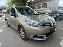 Gebraucht 2014 Renault Grand Scénic III Bose Edition Van / Kleinbus | CHF 3’900 (Superpreis)