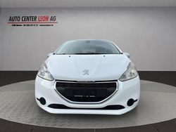 Gebraucht 2014 Peugeot 208 Access Kleinwagen | CHF 4’900 (Etwas zu teuer)