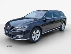 Deep black nacré Gebraucht 2023 VW Passat Elegance Kombi | CHF 29’990 (Guter Preis)